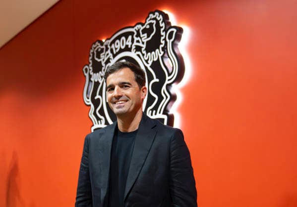 Hier im Bild: Carles Martinez (Bayer 04 Leverkusen, Cheftrainer) 05.06.2025, Pressekonferenz Bayer 04 Leverkusen. Carles Martinez wird im Rahmen einer Pressekonferenz als neuer Cheftrainer bei Bayer Leverkusen vorgestellt , GER, Leverkusen, BayArena DFL regulations prohibit any use of photographs as image sequences and or quasi-video. Copyright: HMBxMedia xMarcoxBader