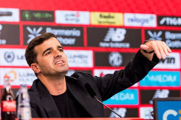 LEVERKUSEN, GERMANY - JUNE 05: Carles Martinez Novell (Head coach Bayer 04 Leverkusen) is being presented as the new Head Coach during a press conference, PK, Pressekonferenz at BayArena on June 05, 2026 in Leverkusen, Germany. North Rhine Westphalia Germany Copyright: xSteffiexWunderlx