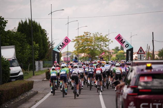 The pack rides during Stage 7 of the Giro d™Italia Women, from Sorbolo Mezzani - Salice Terme, Italy, Friday, June 5, 2026  Copyright: xMarcoxAlpozzi LaPressex
