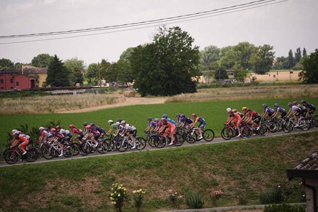 The pack rides during Stage 7 of the Giro d™Italia Women, from Sorbolo Mezzani - Salice Terme, Italy, Friday, June 5, 2026  Copyright: xMarcoxAlpozzi LaPressex