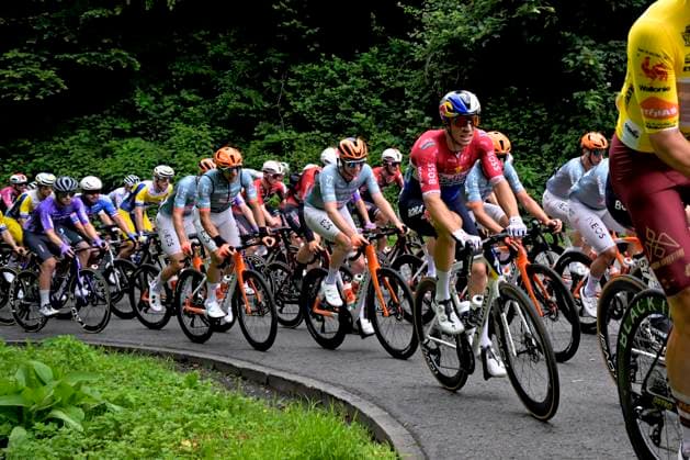 Tour de Wallonie 2026 Stage 5 AUBEL, BELGIUM - JUNE 05 : Riders of Netcompany INEOS during stage 5 of the 47th edition of Ethias Tour de Wallonie an UCI ProSeries 2.Pro cycling road race stage for Men Elite of 176.45 km with start in Bassenge and finish in Aubel on June 5, 2026 in Aubel, Belgium, 05 06 2026 ( Motordriver Pieter Van Herzele - Aubel Belgium  Copyright: xSesx