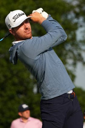 DUBLIN, OH - JUNE 05: Ryan Gerard of United States plays his shot from the first tee during second round of the Memorial Tournament on June 05, 2026 at the Muirfield Village Golf Club in Dublin, Ohio. (Photo by Jason Mowry Icon Sportswire) GOLF: JUN 05 PGA, Golf Herren the Memorial Tournament presented by Workday EDITORIAL USE ONLY Icon260605005
