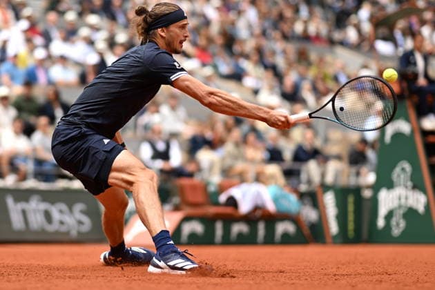 2026 French Open (Roland-Garros) - Semi-finals PARIS, FRANCE - JUNE 5: Alexander Zverev of Germany in action against Jakub Mensik (not seen) of Czech during their men s Singles semi-final match of the 2026 French Open at Philippe-Chatrier Court in Paris, France on June 5, 2026. Burak Akbulut Anadolu Paris France. Editorial use only. Please get in touch for any other usage.  Copyright: x2026xAnadoluxBurakxAkbulutx