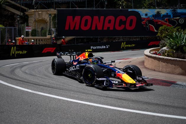 Isack Hadjar (Oracle Red Bull Racing, Frankreich, 06) im RB22 vor Monaco Branding in der Fairmont Haarnadel, MCO, Formel 1 Weltmeisterschaft, Monaco Grand Prix, Monte Carlo, Freies Training, Saison 2026, 05.06.2026 MCO, Formel 1 Weltmeisterschaft, Monaco Grand Prix, Monte Carlo, Freies Training, Saison 2026, 05.06.2026 Monte Carlo Copyright: xEibner-Pressefoto Memmlerx EP_MMR