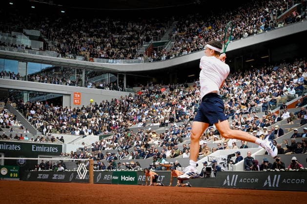 Tennis -Internationaux de France - Roland Garros 2026 - ITF - 05 06 2026 - Tennis -Internationaux de France - Roland Garros 2026 - ITF - 05 06 2026 - demi finale Alexander Zverev Allemagne contre Jakob Minsik republic Tcheque - ParisFrance  Copyright: xChryslenexCaillaud Psnewzx
