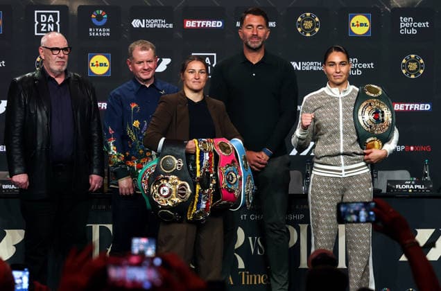 Matchroom Boxing press conference, PK, Pressekonferenz Croke Park, Dublin 5 6 2026 Katie Taylor and Flora Pili with promoter Eddie Hearn, Peter Aiken and Brian Peters Katie Taylor and Flora Pili with Eddie Hearn, Peter Aiken and Brian Peters 5 6 2026  Copyright: x INPHO GaryxCarrx AC015046