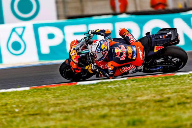 MotoGP of Hungary - Free Practice Number 37 Red Bull KTM Factory Racing rider Pedro Acosta participates in free practice 1 at the 2026 Grand Prix of Hungary. Balatonfokajar Balatonfokajar Hungary  Copyright: xStephenxBlackberryx originalFilename:blackberry-2026gran260605_npMlM.jpg