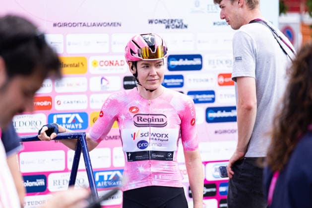 37th Giro d Italia Women 2026 - Stage 7 Anna Van Der Breggen of TEAM SD WORX - PROTIME wears the Pink Jersey during Stage 7 of the 37th Giro d Italia Women, a 159km stage from Sorbolo Mezzani to Salice Terme, in Italy, on June 5, 2026. Sorbolo Mezzani Italy  Copyright: xTommasoxBerardix originalFilename:berardi-37thgiro260605_npCUA.jpg