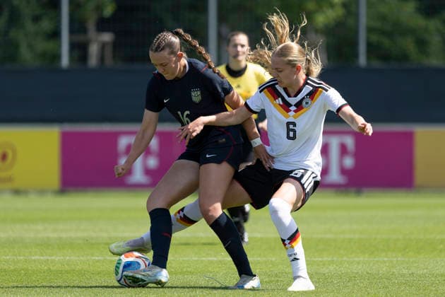 U19 Frauen Testspiel: Deutschland - USA, 05.06.2026 Jordyn Hardeman (USA U19 16) & Marie Gmeinder (Deutschland U19 6) im zweikmapf um den Ball, Deutschland - USA, Frankfurt, DFB-Campus, 5.6.2026 Copyright: xBEAUTIFULxSPORTS Gawlikx
