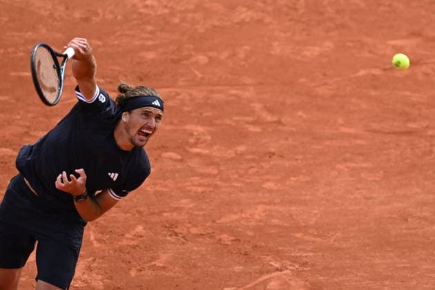 2026 French Open (Roland-Garros) - Semi-finals PARIS, FRANCE - JUNE 05: Alexander Zverev of Germany in action against Jakub Mensik (not seen) of Czechia in their Men s Singles semi-final match on Day Thirteen of the 2026 French Open at Roland Garros on June 05, 2026 in Paris, France. Burak Akbulut Anadolu Paris France. Editorial use only. Please get in touch for any other usage.  Copyright: x2026xAnadoluxBurakxAkbulutx