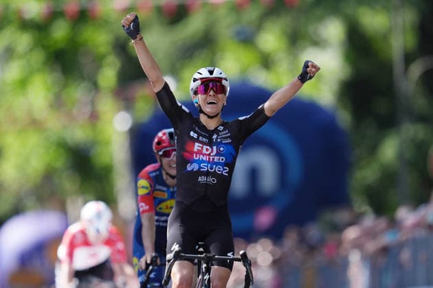 France™s Celia Gery of FDJ United - Suez™s winner of the stage on the finish line during Stage 7 of the Giro d™Italia Women, from Sorbolo Mezzani to Salice Terme, Italy, - Friday June 5, 2026  Copyright: xDavidexSpada LaPressex