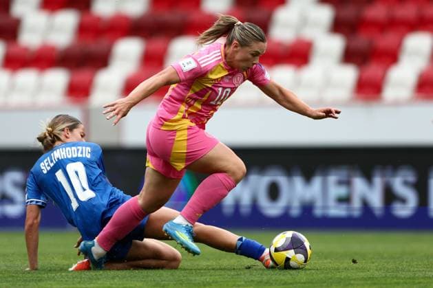 Kirsty Hanson of Scotland Women ad Noa Selimhodzic of Israel Women Scotland Women v Israel Women, FIFA 2027 Women s World Cup Qualifying, Football, Bozsnik Arena, Budapest, Hungary - 05 Jun 2026Budapest Bozsnik Arena Hungary EDITORIAL USE ONLY No use with unauthorised audio, video, data, fixture lists, club league logos or live services. Online in-match use limited to 120 images, no video emulation. No use in betting, games or single club league player publications.  Copyright: xNikolaxKrstic Shutterstockx 16911189ao