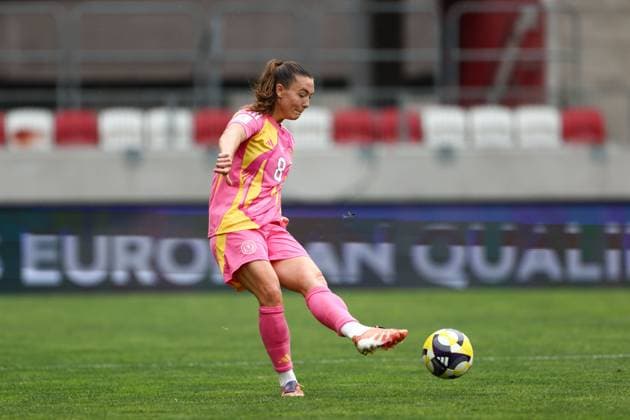 Miriael Taylor of Scotland Women Scotland Women v Israel Women, FIFA 2027 Women s World Cup Qualifying, Football, Bozsnik Arena, Budapest, Hungary - 05 Jun 2026Budapest Bozsnik Arena Hungary EDITORIAL USE ONLY No use with unauthorised audio, video, data, fixture lists, club league logos or live services. Online in-match use limited to 120 images, no video emulation. No use in betting, games or single club league player publications.  Copyright: xNikolaxKrstic Shutterstockx 16911189bf