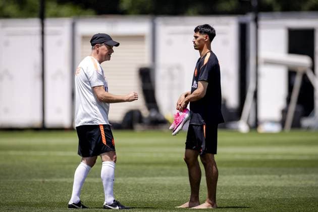NEW YORK - Assistant Erwin de Boer and Tijjani Reijnders of the Netherlands during a training session of the Dutch national team, Nationalteam at the Etihad City Football Academy training complex, on June 5, 2026, in Orangeburg, New York. The Dutch national team is preparing for the 2026 World Cup. ROBIN VAN LONKHUIJSEN ANP xVIxANPxSportx xxANPxIVx 560190491 originalFilename: 560190491.jpg