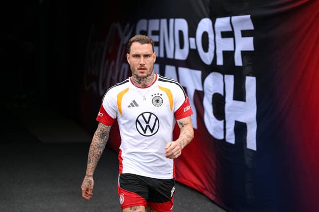 Fussball WM 2026 Vorbereitung Deutschland im Chicago 05.06.2026 Abschlusstraining der deutschen Nationalmannschaft im Solider Field Stadion vor dem Testspiel gegen die USA: David Raum kommt ins Stadion