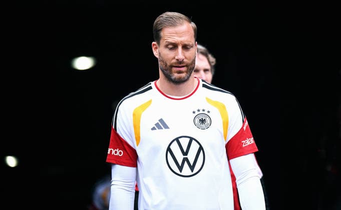 Fussball, Länderspiel, Herren, WM 2026, Training der deutschen Nationalmannschaft im Soldier Field, Chicago; Oliver Baumann (GER)