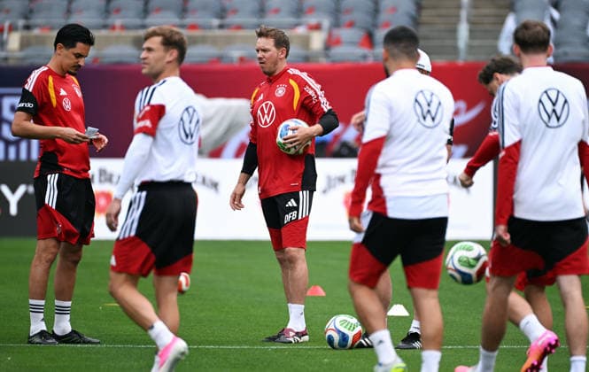 Fussball, Länderspiel, Herren, WM 2026, Training der deutschen Nationalmannschaft im Soldier Field, Chicago; Bundestrainer Julian Nagelsmann (GER).