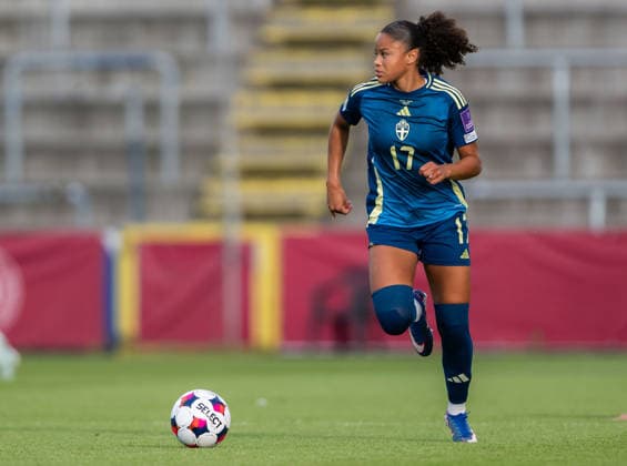 260605 Felicia Schröder of Sweden during the FIFA Women™s World Cup Qualifier football match between Denmark and Sweden on June 5, 2026 in Odense. Photo: Ludvig Thunman BILDBYRAN kod LT LT0798 fotboll football soccer fotball vm-kval kval fifa womens world cup qualifier qualifier danmark sverige sweden denmark dam bbeng Copyright: LUDVIGxTHUNMAN BB260605LT053