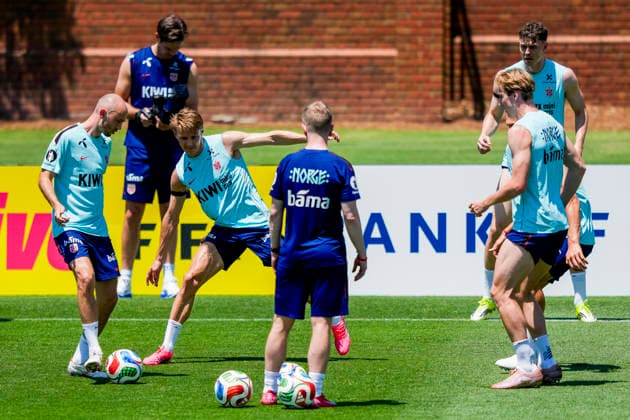 World Cup 2026 Greensboro , USA 20260605 Norways Fredrik Aursnes, Martin Odegaard, Kristian Thorstvedt and Jorgen Strand Larsen during a training session with the Norwegian mens national soccer team at The University of North Carolina Greensboro UNCG Photo Fredrik Varfjell NTB Greensboro USA EDITORIAL USE ONLY RESTRICTED USE FOR BETTING COMPANIES  Copyright: xFredrikxVarfjellx xNTBx