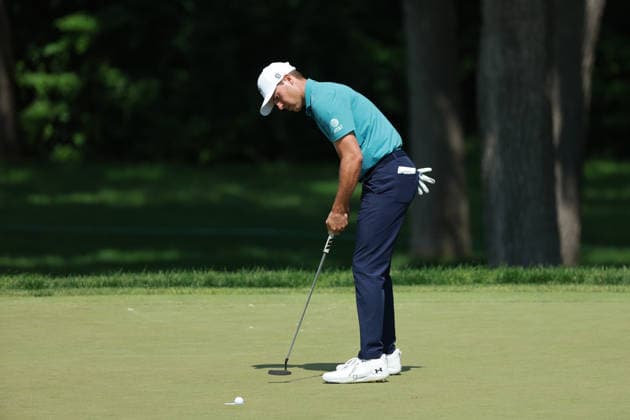 The Memorial Tournament DUBLIN, OHIO - JUNE 05: Jordan Spieth of United States plays his putt on the first green during the second round of The Memorial Tournament presented by Workday at Muirfield Village Golf Club in Dublin, Ohio, USA on Friday, June 5, 2026. Dublin Ohio United States  Copyright: xJorgexLemusx originalFilename:lemus-thememor260605_npfaM.jpg