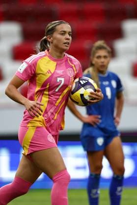 Fußball, Frauen, WM Quali, Schottland - Israel #4 Eilidh Adams of Scotland Women Scotland Women v Israel Women, FIFA 2027 Women s World Cup Qualifying, Football, Bozsnik Arena, Budapest, Hungary - 05 Jun 2026Budapest Bozsnik Arena Hungary EDITORIAL USE ONLY No use with unauthorised audio, video, data, fixture lists, club league logos or live services. Online in-match use limited to 120 images, no video emulation. No use in betting, games or single club league player publications.  Copyright: xNikolaxKrstic Shutterstockx 16911189dc
