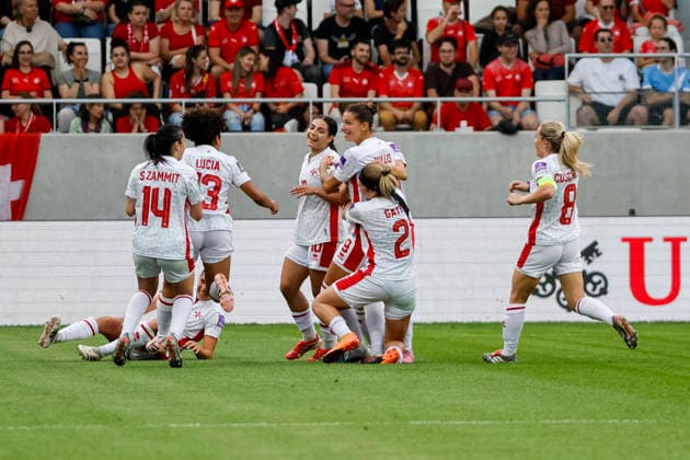 Fußball, Frauen, WM Quali, Schweiz - Malta #2 Torjubel Malta beim 1:1 durch Kailey Willis (Malta, 09) , Schweiz, Fussball, WM-Qualifikation Europa Frauen, 5..Spieltag, 2026, Schweiz vs. Malta, 05.06.2026, Lugano AIL Arena Schweiz Copyright: xGrantxHubbsx