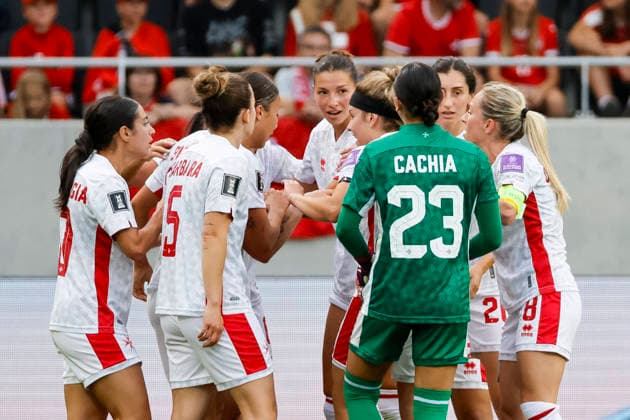 Fußball, Frauen, WM Quali, Schweiz - Malta #2 Torjubel Malta beim 1:1 durch Kailey Willis (Malta, 09) , Schweiz, Fussball, WM-Qualifikation Europa Frauen, 5..Spieltag, 2026, Schweiz vs. Malta, 05.06.2026, Lugano AIL Arena Schweiz Copyright: xGrantxHubbsx