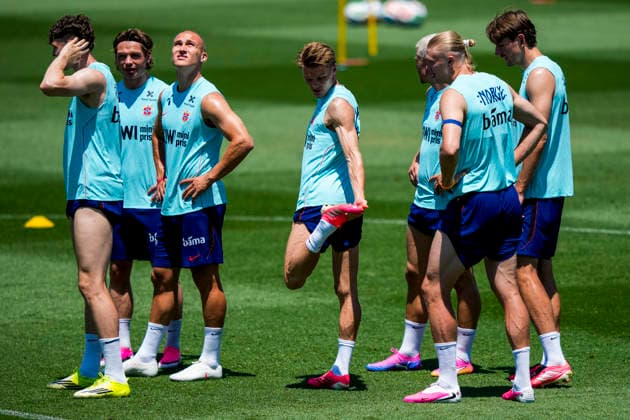World Cup 2026 Greensboro , USA 20260605 Norways Jorgen Strand Larsen, Patrick Berg, Leo Skiri ostigard, Martin odegaard, Julian Ryerson, Erling Braut Haaland and Sander Berge during a training session with Norways mens national football team at The University of North Carolina Greensboro UNCG Photo Fredrik Varfjell NTB Greensboro USA EDITORIAL USE ONLY RESTRICTED USE FOR BETTING COMPANIES  Copyright: xFredrikxVarfjellx xNTBx