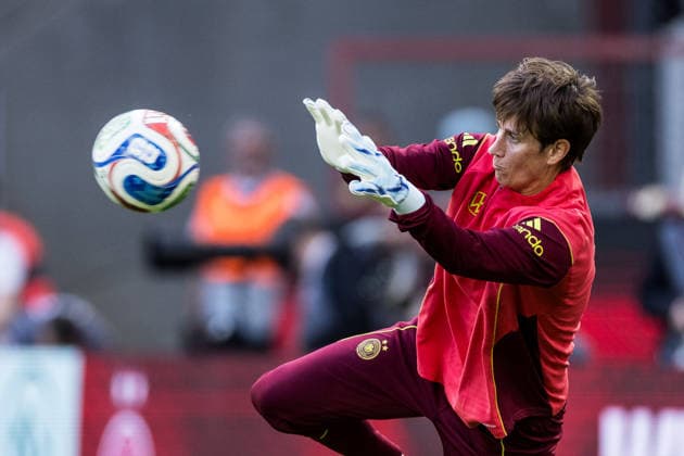 COLOGNE, GERMANY - JUNE 06: Ann-Kathrin Berger (Germany, 1) catching a ball during warm up before the UEFA European Qualifiers match for the FIFA Women™s World Cup 2027 between Germany vs. Norway at RheinEnergieSTADION on June 05, 2026 in Cologne, Germany. North Rhine Westphalia Germany Copyright: xSteffiexWunderlx