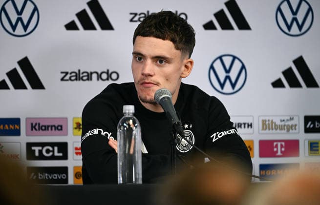 Fussball, Länderspiel, Herren, WM 2026, Training der deutschen Nationalmannschaft im Soldier Field, Chicago, Pressekonferenz: Florian Wirtz (GER).