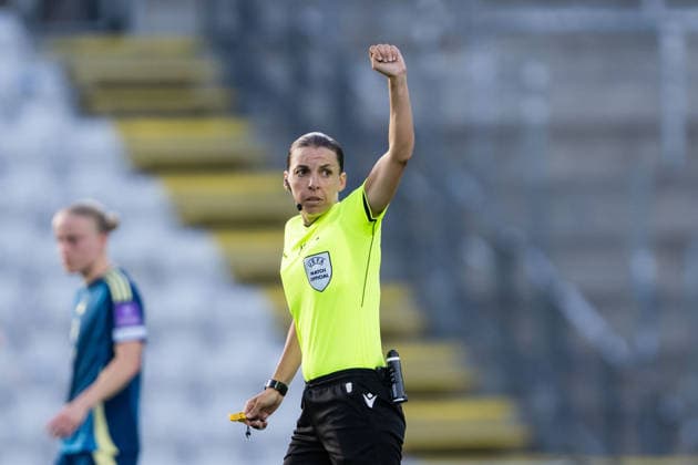 260605 Referee Stephanie Frappart during the FIFA Women™s World Cup Qualifier football match between Denmark and Sweden on June 5, 2026 in Odense. Photo: Ludvig Thunman BILDBYRAN kod LT LT0798 fotboll football soccer fotball vm-kval kval fifa womens world cup qualifier qualifier danmark sverige sweden denmark dam bbeng Copyright: LUDVIGxTHUNMAN BB260605LT087