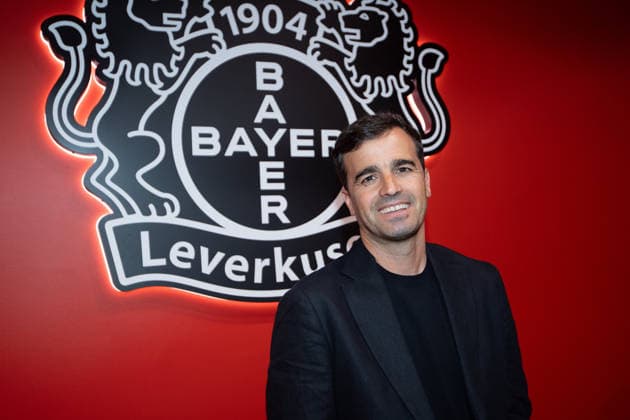 Carles MARTINEZ, Martinez Novell, Cheftrainer, Portraet, Portrait, Porträt, Einzelbild, angeschnittenes Einzelmotiv, Vorstellung von Carles Martinez Novell als neuer Trainer von Bayer Leverkusen. 05.06.2025 in der Bayarena Leverkusen, Â
