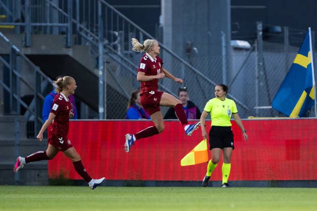 260605 Pernille Harder of Denmark celebrates after 2-1 during the FIFA Women™s World Cup Qualifier football match between Denmark and Sweden on June 5, 2026 in Odense. Photo: Ludvig Thunman BILDBYRAN kod LT LT0798 fotboll football soccer fotball vm-kval kval fifa womens world cup qualifier qualifier danmark sverige sweden denmark dam bbeng jubel Copyright: LUDVIGxTHUNMAN BB260605LT108
