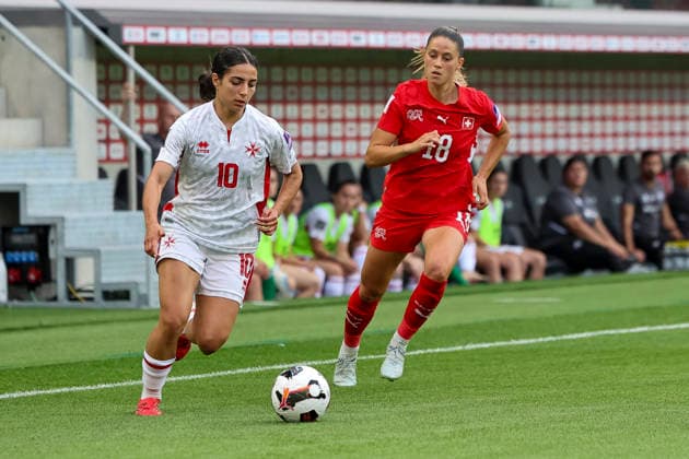 Maria Farrugia (Malta, 10) und Viola Calligaris (Schweiz, 18) im Laufduell , Schweiz, Fussball, WM-Qualifikation Europa Frauen, 5..Spieltag, 2026, Schweiz vs. Malta, 05.06.2026, Lugano AIL Arena Schweiz Copyright: xGrantxHubbsx