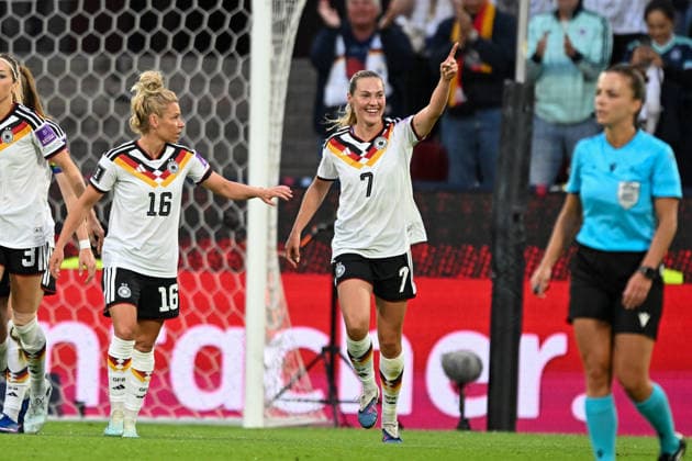 Marie Müller (Germany 7) erzielt das Tor zum 1:0 05.06.2025 ¢ Fussball ¢ Frauen WM-Qualifikation 2027, Deutschland vs Norwegen, Rheinenergiestadion, Köln Koeln, NRW Germany