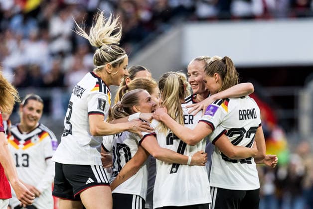 COLOGNE, GERMANY - JUNE 06: Marie Mueller (Müller, Muller, Germany, 7) celebrates scoring the 1:0 goal with her teammates during the UEFA European Qualifiers match for the FIFA Women™s World Cup 2027 between Germany vs. Norway at RheinEnergieSTADION on June 05, 2026 in Cologne, Germany. North Rhine Westphalia Germany Copyright: xSteffiexWunderlx