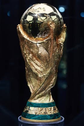 FIFA World Cup, WM, Weltmeisterschaft, Fussball Trophy Tour 2026 in Mexico City MEXICO CITY, MEXICO - JUNE 05: The FIFA World Cup trophy is displayed during the FIFA World Cup Trophy Tour, at Utopia Mixiuhca, in Mexico City, Mexico on June 05, 2026. Daniel Cardenas Anadolu Mexico City Mexico. Editorial use only. Please get in touch for any other usage.  Copyright: x2026xAnadoluxDanielxCardenasx