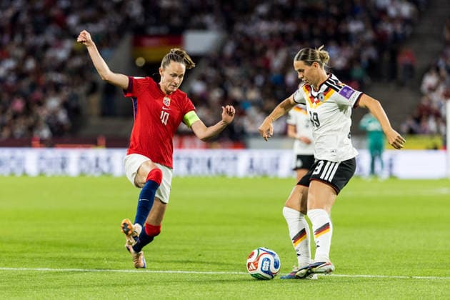 COLOGNE, GERMANY - JUNE 06: Klara Buehl (Bühl, Buhl, Germany, 19) controls the ball against Caroline Graham Hansen (Norway, 10) during the UEFA European Qualifiers match for the FIFA Women™s World Cup 2027 between Germany vs. Norway at RheinEnergieSTADION on June 05, 2026 in Cologne, Germany. North Rhine Westphalia Germany Copyright: xSteffiexWunderlx