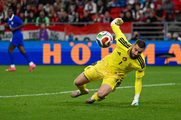 IPA85366001 - Peter Szappanos (Hungary) in control of the ball thsat goes out during the UEFA friendly match between Hungary vs Finland, 5 June 2026 at the Puskas Arena, Budapest, Hungary  Copyright: xVincenzoxOrlando IPAxSportx xx 85366001