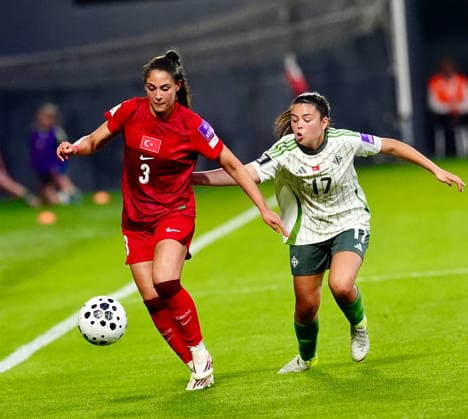 Turkiye v Northern Ireland - 2027 FIFA Women s World Cup European Qualifiers ISTANBUL, TURKIYE - JUNE 5: Fatma Sakar (3) of Turkiye in action against Joely Andrews (17) of Northern Ireland during the 2027 FIFA Women s World Cup European Qualifiers League B Group 2 match between Turkiye and Northern Ireland at Pendik Stadium in Istanbul, Turkiye on June 5, 2026. Erhan Elaldi Anadolu Istanbul Turkey. Editorial use only. Please get in touch for any other usage.  Copyright: x2026xAnadoluxErhanxElaldix