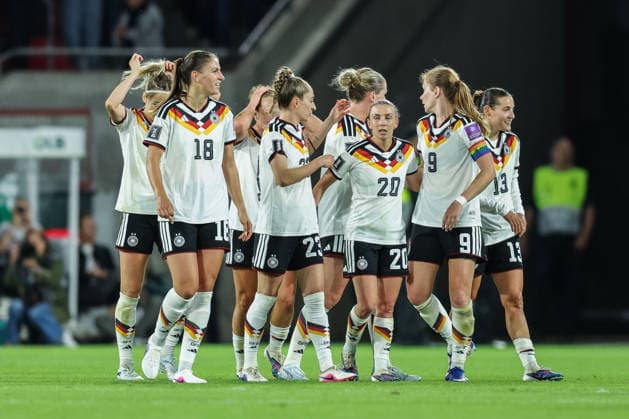 Fußball Frauen WM-Qualifikation Deutschland - Norwegen am 05.06.2026 im RheinEnergieStadion in Köln Deutschland feiert die Qualifikation für die WM DFB regulations prohibit any use of photographs as image sequences and or quasi-video.