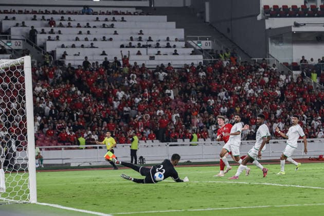 Indonesia v Oman - International Friendly, Länderspiel, Nationalmannschaft Indonesia s Ole Romeny shoots towards the goal during the FIFA international friendly match against Oman at Gelora Bung Karno Stadium in Jakarta, Indonesia, on June 5, 2026. Jakarta Indonesia  Copyright: xFaisalxRamadhanx originalFilename:ramadhan-notitle260605_npbDj.jpg