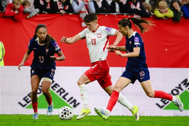 Gdansk 05.06.2026. Women s football match in the 2027 World Cup qualifiers between Poland and France in Gdansk, Poland --- Eliminacje do Mistrzostwa Swiata Kobiet w pilce noznej: Polska - Francja Persons Shown : Selma Bacha, Klaudia Maciazka, Clara Mateo Fot. Marcin Gadomski Arena Akcji NEWSPIX.PL --- newspix.pl 