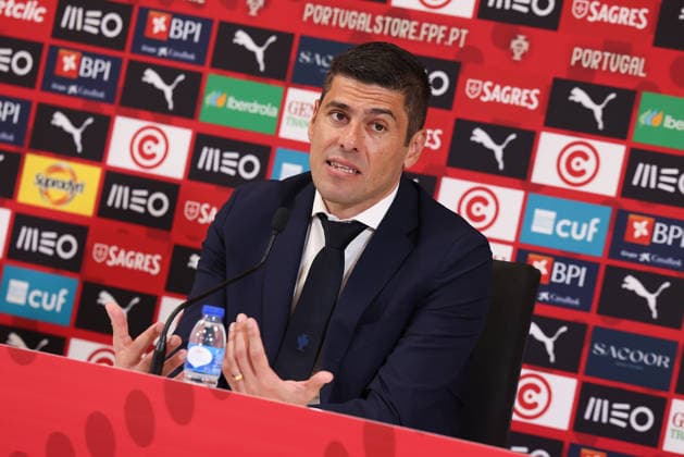 headcoach Francisco Neto (Portugal) uring the press conference, PK, Pressekonferenz after the FIFA Women s World Cup Brazil 2027 Qualifiers League B, Group B3 Matchday 5 match between Portugal and Latvia at Estadio Antonio Coimbra da Mota on June 5, 2026, in Estoril, Portugal. Copyright: JoaquimxFerreira