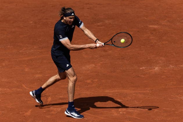 2026 French Open - Day Thirteen Alexander Zverev competes in his men s singles semifinal match against Jakub Mensik on day 13 of the French Open tennis tournament at Court Philippe Chatrier in the Roland-Garros Complex, Paris, France. Paris France  Copyright: xIbrahimxEzzatx originalFilename:ezzat-notitle260605_npMXq.jpg