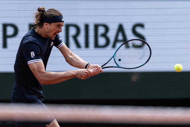 2026 French Open - Day Thirteen Alexander Zverev competes in his men s singles semifinal match against Jakub Mensik on day 13 of the French Open tennis tournament at Court Philippe Chatrier in the Roland-Garros Complex, Paris, France. Paris France  Copyright: xIbrahimxEzzatx originalFilename:ezzat-notitle260605_npKgQ.jpg
