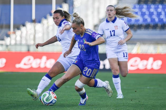 FOOTBALL - FIFA World Cup, WM, Weltmeisterschaft, Fussball - Women s European Qualifiers 2027 - Italy vs. Serbia Photo by IPA ABACAPRESS.COM85361573 - Giada Greggi (Italy) hampered by Emma Petrovic (Serbia) during Women s European Qualifiers 2027 - Italy vs Serbia, FIFA World Cup match in Pisa, Italy, June 05 2026 Pisa Italy  Copyright: xIPAxSport ABACAx