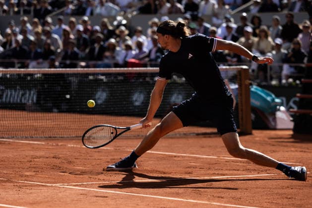 2026 French Open - Day Thirteen Alexander Zverev competes in his men s singles semifinal match against Jakub Mensik on day 13 of the French Open tennis tournament at Court Philippe Chatrier in the Roland-Garros Complex, Paris, France. Paris France  Copyright: xIbrahimxEzzatx originalFilename:ezzat-notitle260605_npziT.jpg