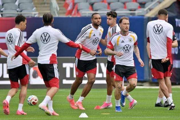 Ahead of FIFA World Cup, WM, Weltmeisterschaft, Fussball 2026 CHICAGO, IL - JUNE 05: Players of Germany run during a training session at Soldier Field on June 05, 2026 in Chicago, Illinois. Germany will face United States in an International Friendly, Länderspiel, Nationalmannschaft match on June 6 as a final warm-up game ahead of the FIFA World Cup 2026. Jacek Boczarski Anadolu Illinois United States. Editorial use only. Please get in touch for any other usage.  Copyright: x2026xAnadoluxJacekxBoczarskix