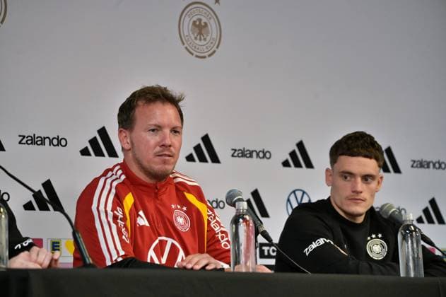 Ahead of FIFA World Cup, WM, Weltmeisterschaft, Fussball 2026 CHICAGO, ILLINOIS - JUNE 05: Germany head coach Julian Nagelsmann and Florian Wirtz (R) speaks during a press conference, PK, Pressekonferenz ahead of their International Friendly, Länderspiel, Nationalmannschaft match against the United Statesin an international friendly match on June 6 as a final warm-up game ahead of the FIFA World Cup 2026. Jacek Boczarski Anadolu Illinois United States. Editorial use only. Please get in touch for any other usage.  Copyright: x2026xAnadoluxJacekxBoczarskix